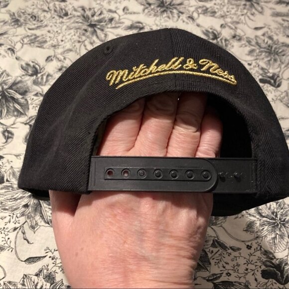 MITCHELL & NESS We The North NBA Baseball Cap - Picture 5 of 7